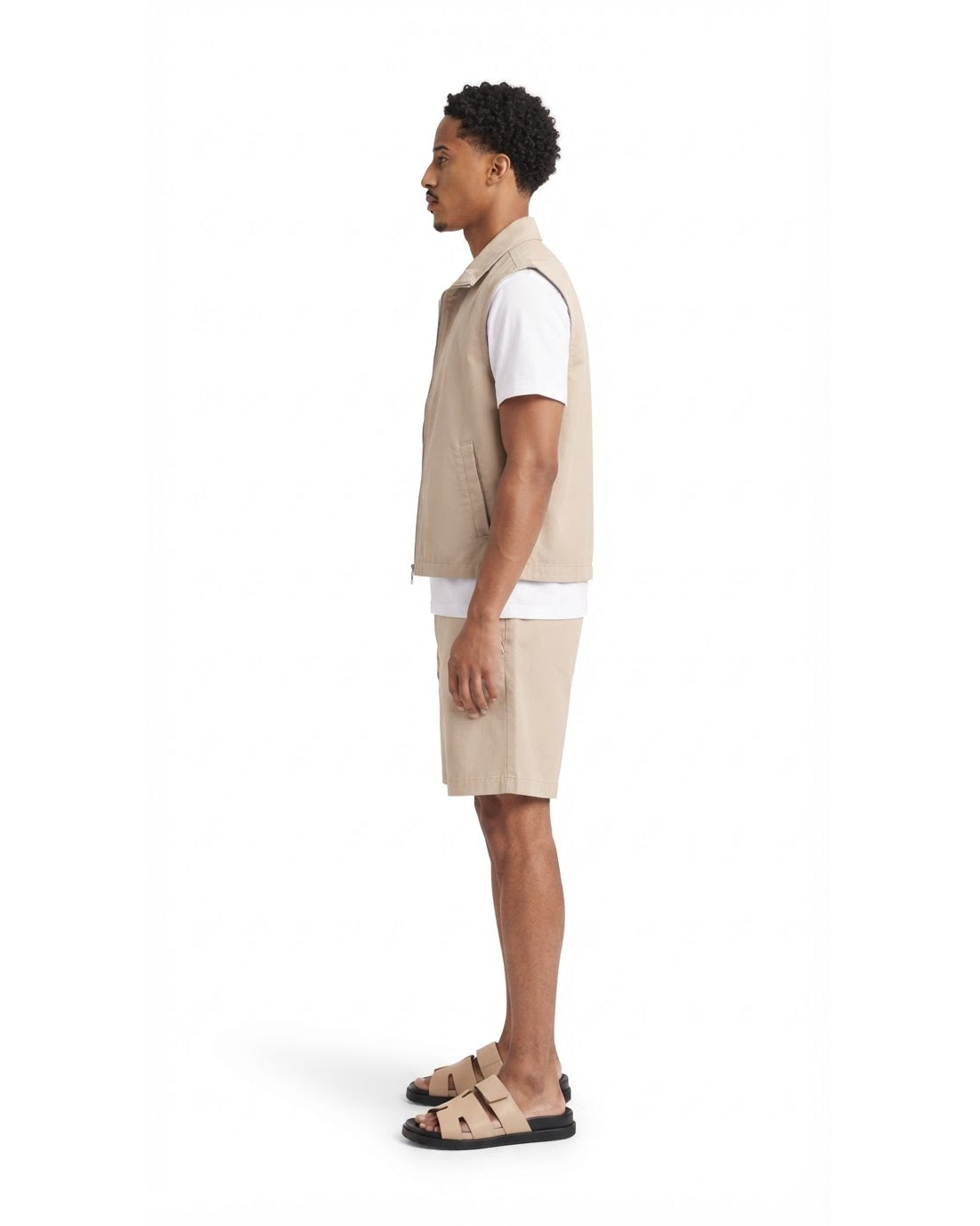 Ensemble Gilet Sans Manches Beige & Short Beige + Sandales