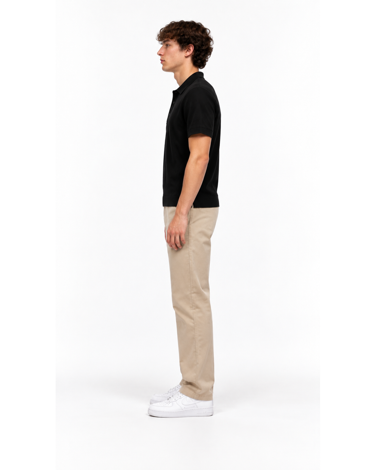 Ensemble Polo Noir & Pantalon Beige
