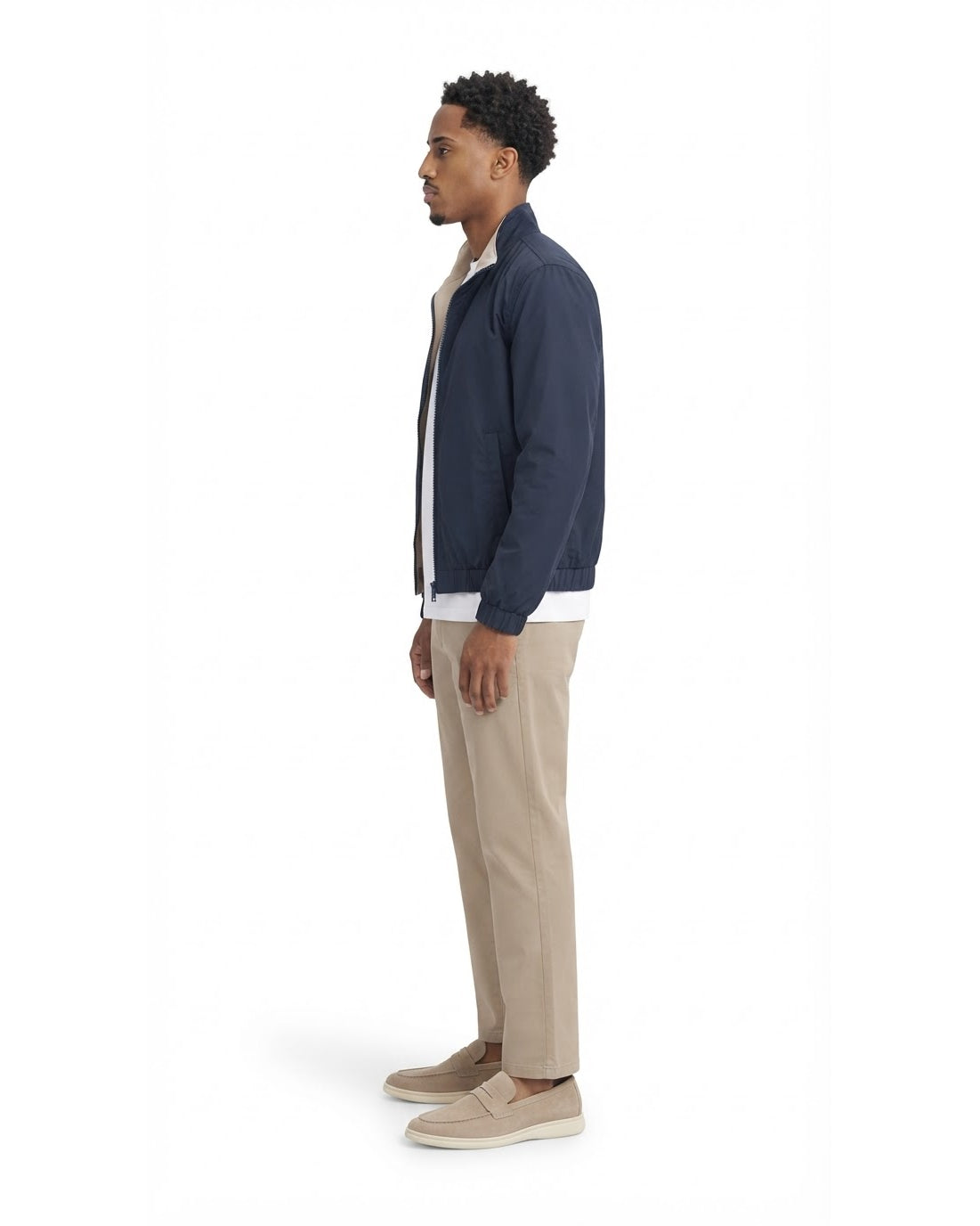 Ensemble Veste Marine & Pantalon Beige + Baskets