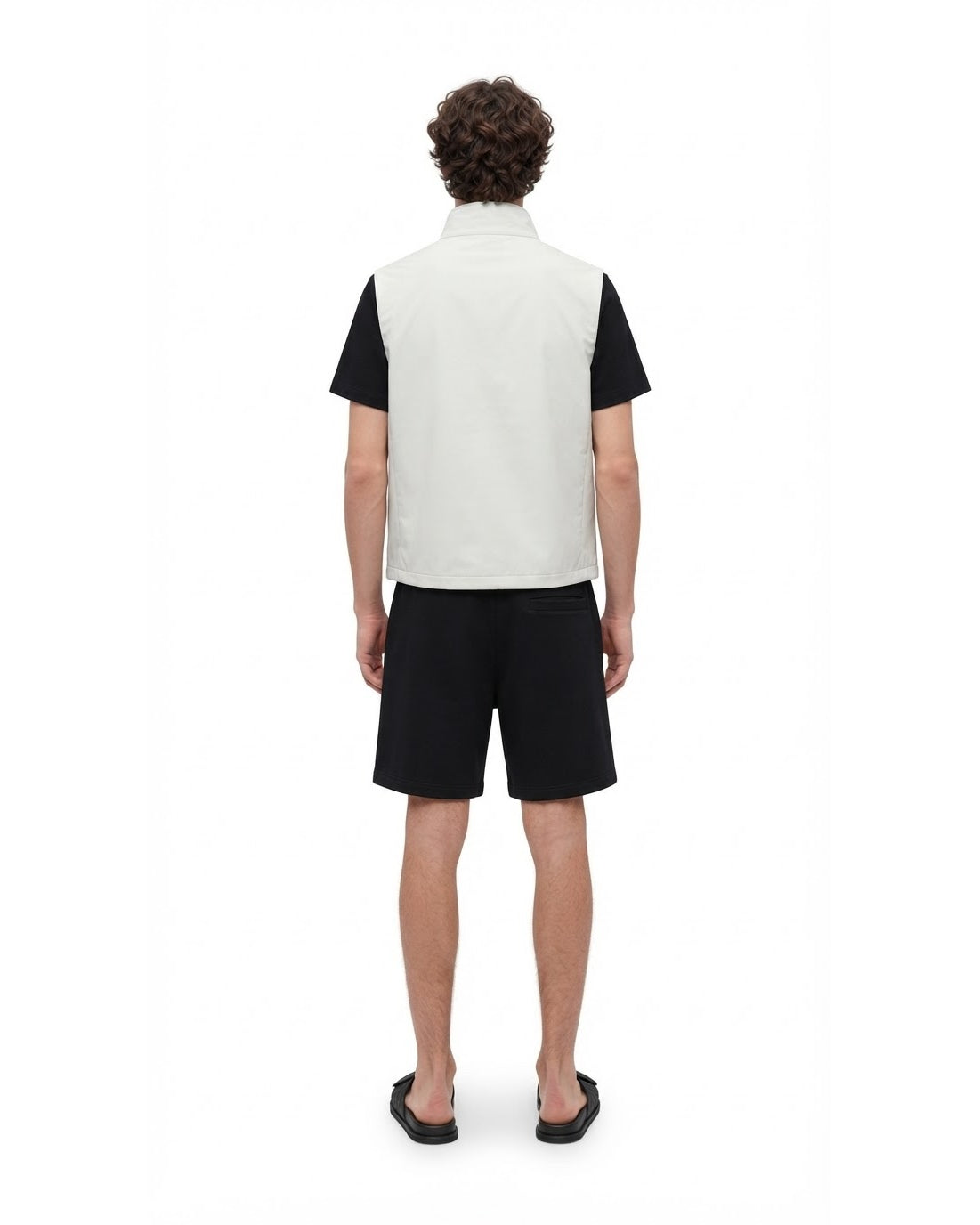 Ensemble Gilet Sans Manches Blanc & Short Noir + Sandales