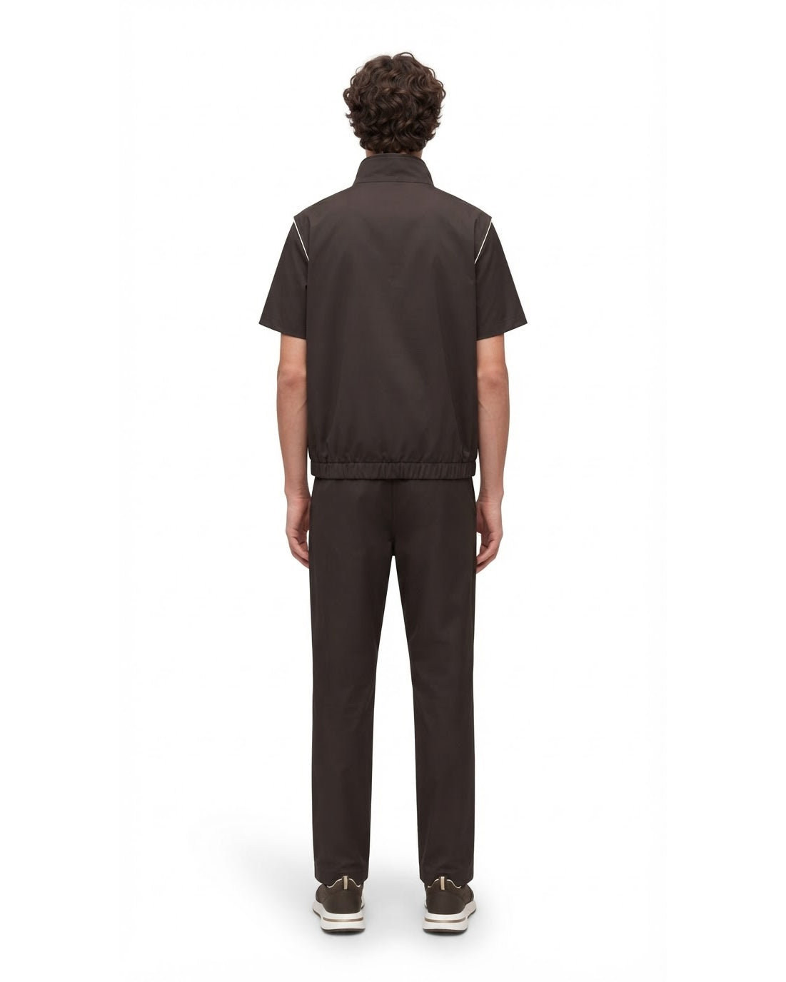 Ensemble Chemise Zippée Manches Courtes Marron & Pantalon Marron + Baskets