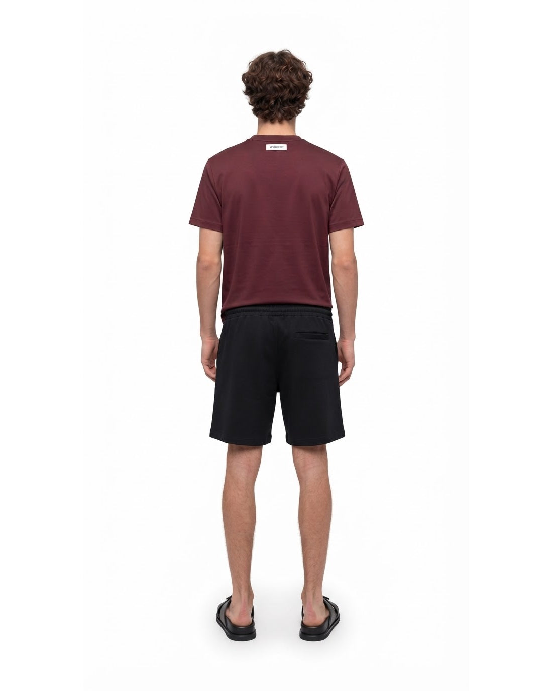 Ensemble T-shirt Bordeaux & Short Noir + Sandales