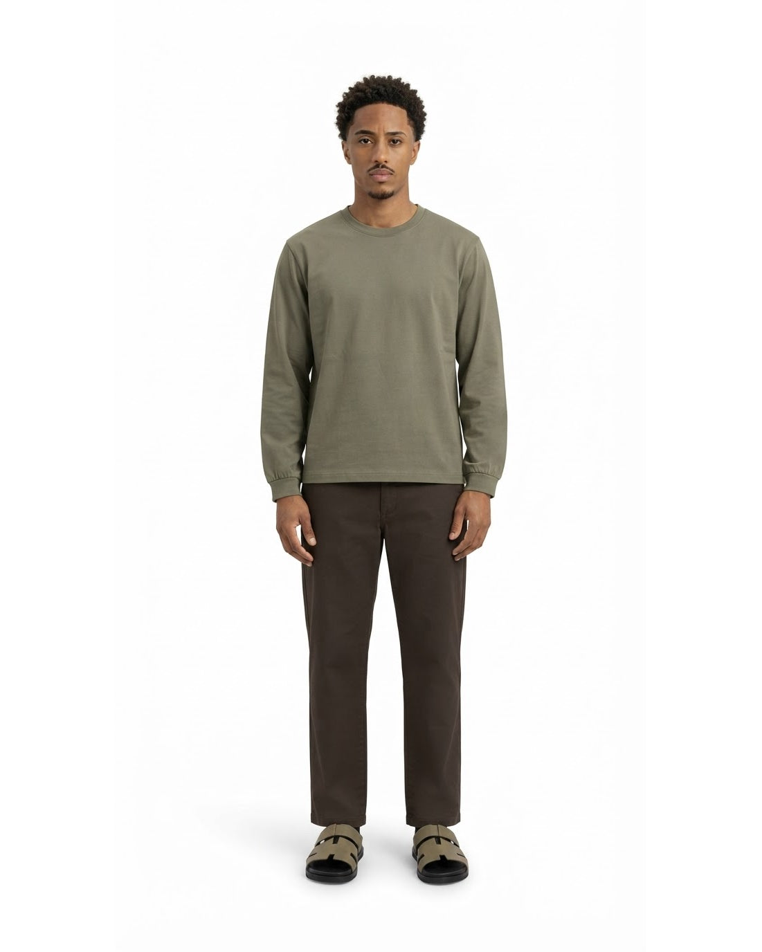 Ensemble T-shirt Manches Longues Kaki & Pantalon Marron + Sandales