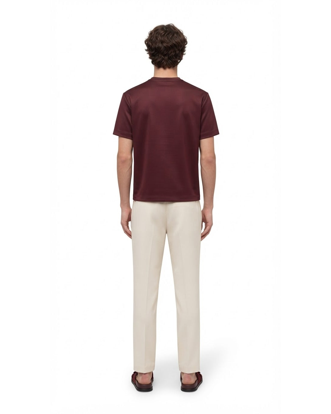 Ensemble T-shirt Bordeaux & Pantalon Écru + Sandales