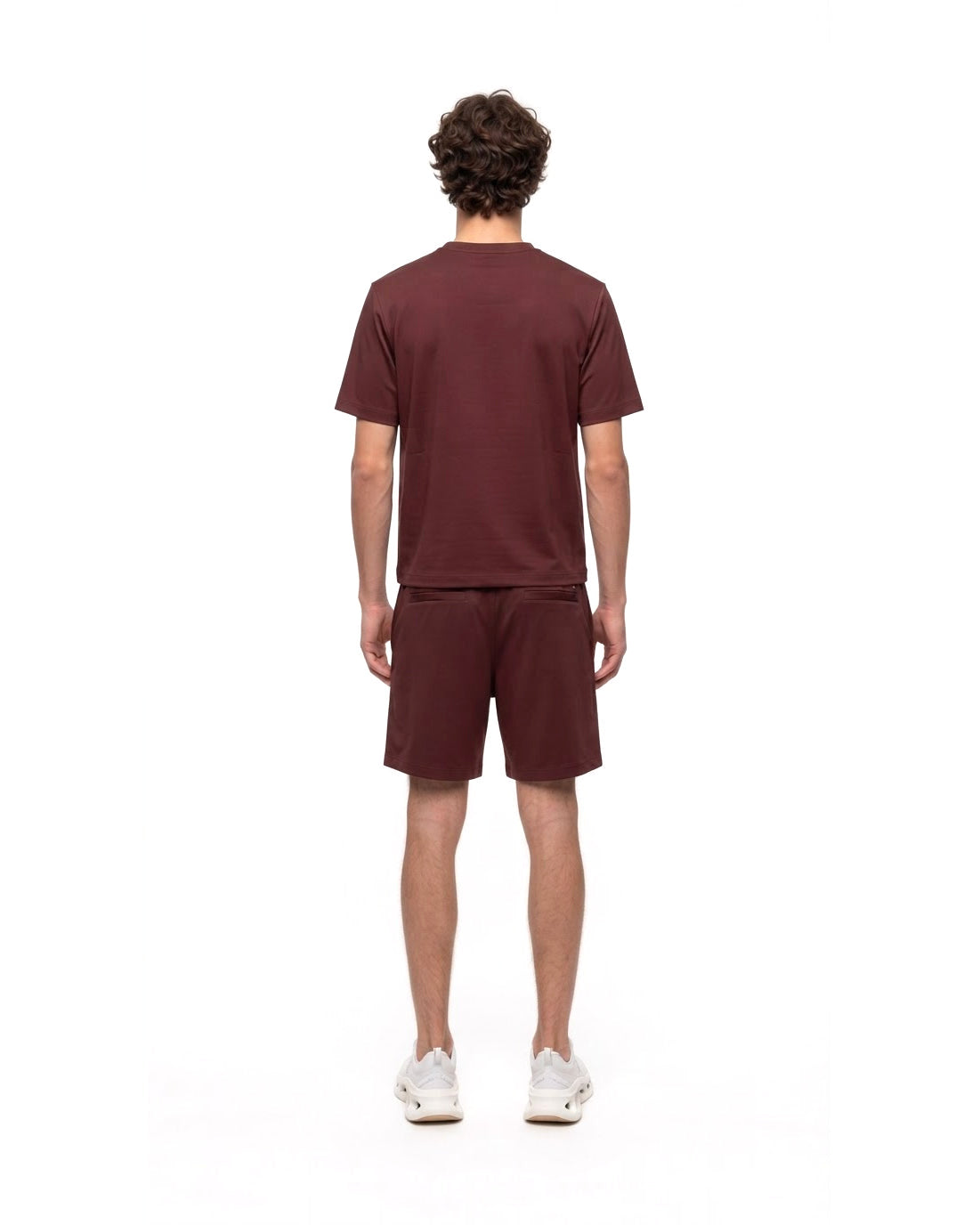 Ensemble T-shirt Bordeaux & Short Bordeaux + Baskets