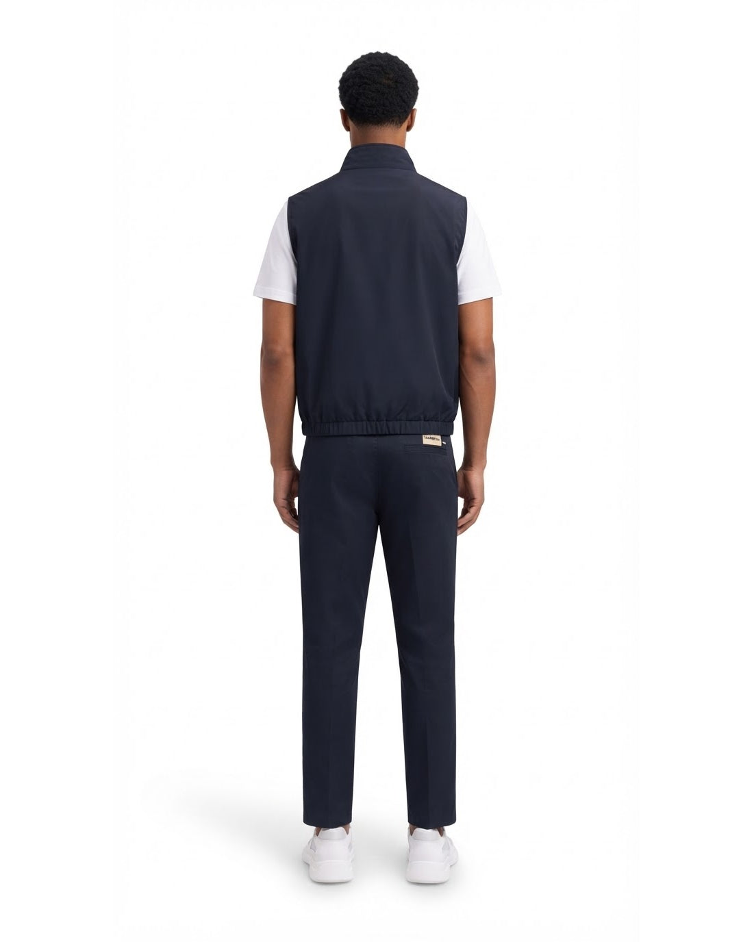 Ensemble Gilet Sans Manches Marine & Pantalon Marine + Baskets