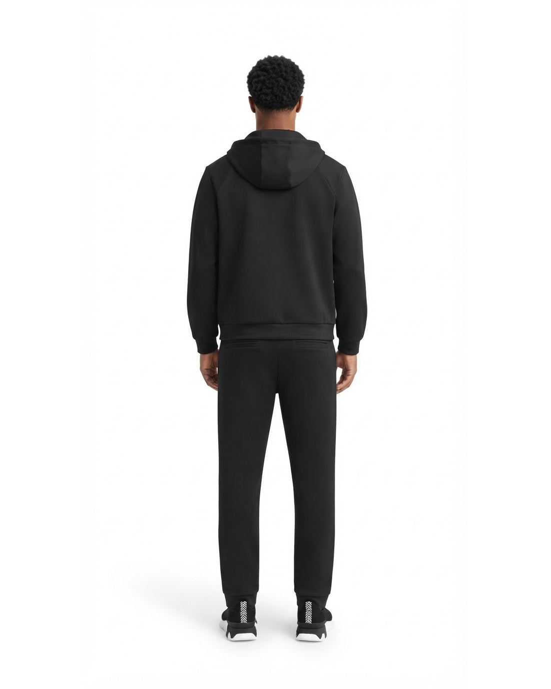 Ensemble Veste à Capuche Noire & Pantalon Noir + Baskets