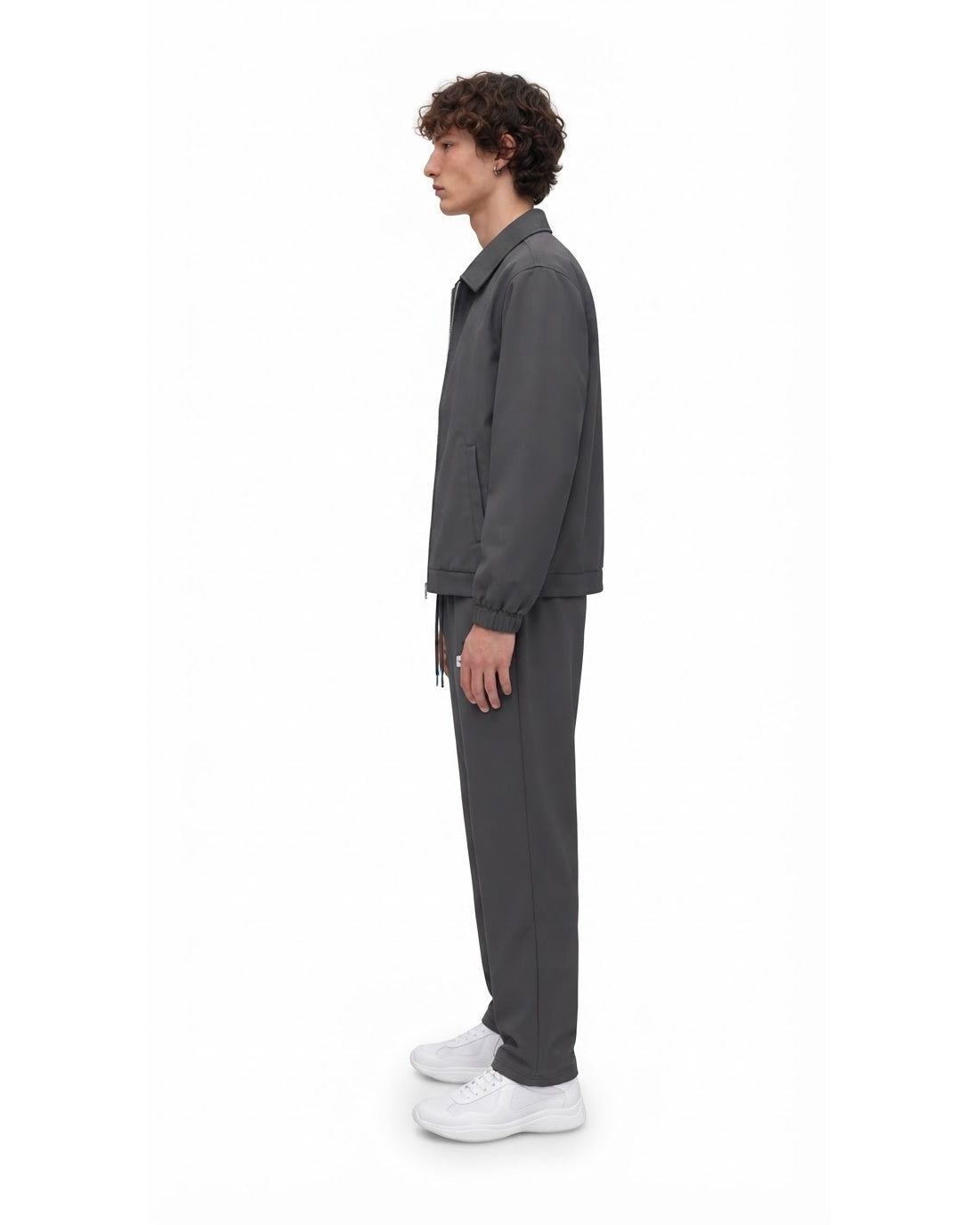 Ensemble Veste Gris Anthracite & Pantalon Gris Anthracite + Baskets